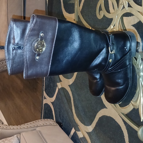 Michael Michael Kors guc boots - Picture 2 of 8